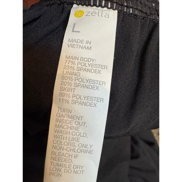 Zella Effortless Hybrid Racerback black
Midi Dress | Nordstrom size large - Picture 7 of 7